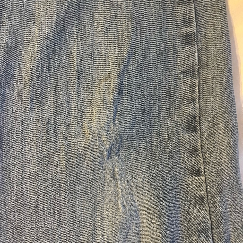 Men’s wrangler jeans. 34x30. Gently used. - Picture 6 of 8